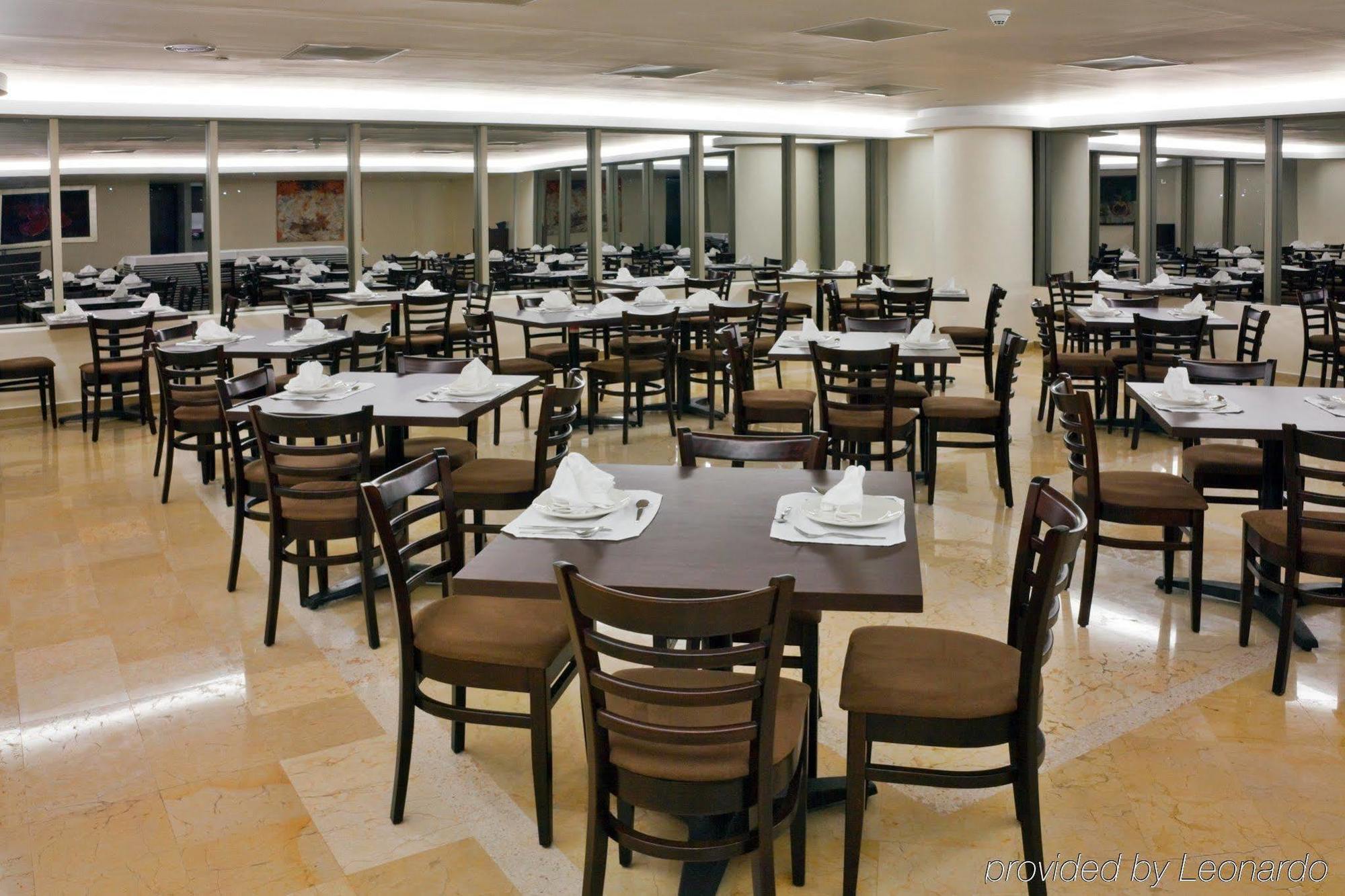 Holiday Inn Hotel & Suites Mexico Medica Sur, An Ihg Hotel Exterior photo